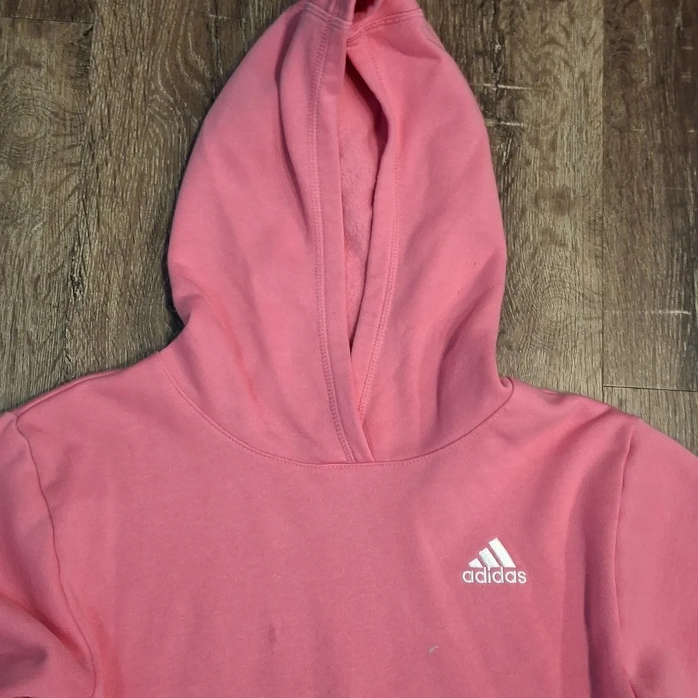 Girls Adidas Vibrant Pink Tracksuit MED. D - Picture 2 of 8
